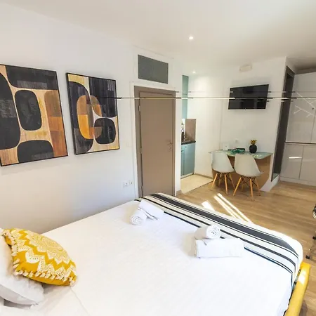 Summer Me - Corfu Downtown *